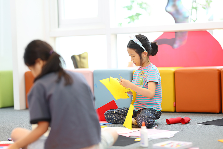 아테이너 스테이지